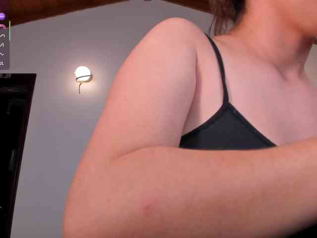 AliceHarper1 webcam