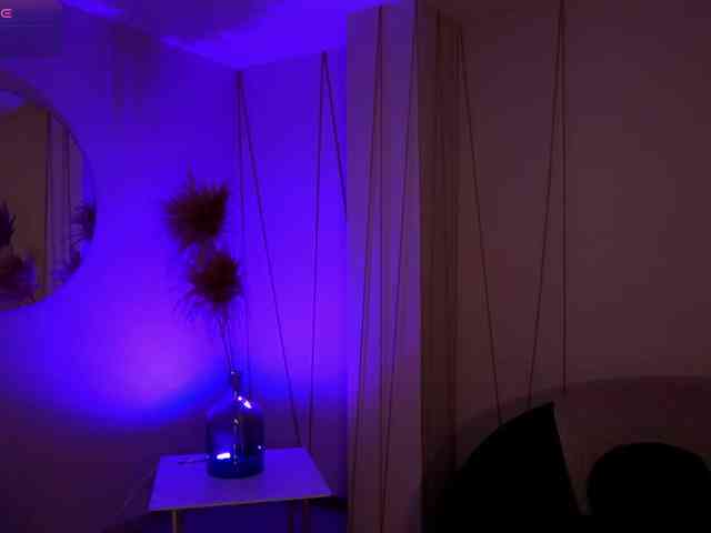 AliceHarper1 Live Webcam on BongaCams