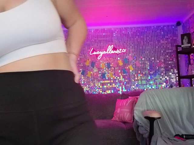 lucyallen4201's BongaCams show and profile