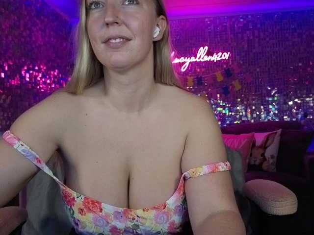 lucyallen4201's BongaCams show and profile