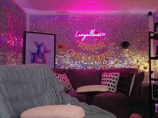 lucyallen4201 webcam