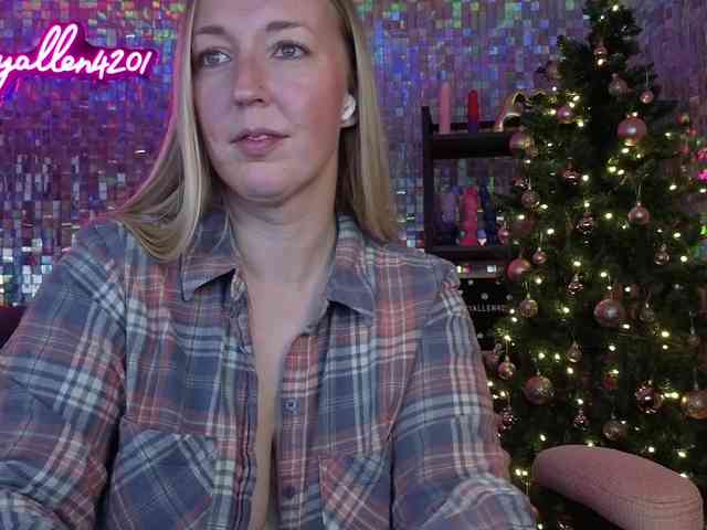 lucyallen4201 webcam