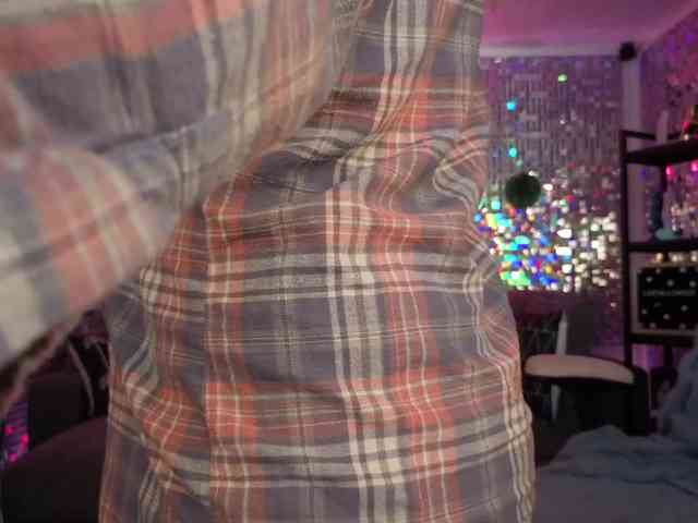 lucyallen4201 webcam