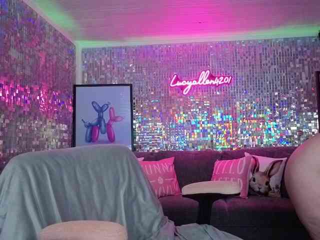 lucyallen4201 webcam