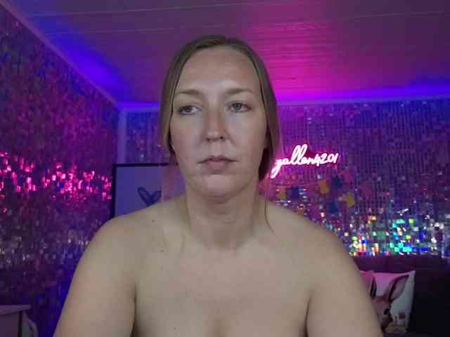 lucyallen4201 webcam