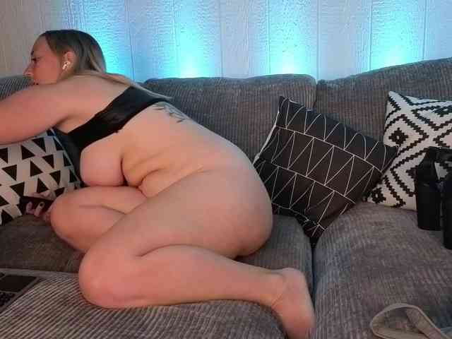 lucyallen4201 webcam