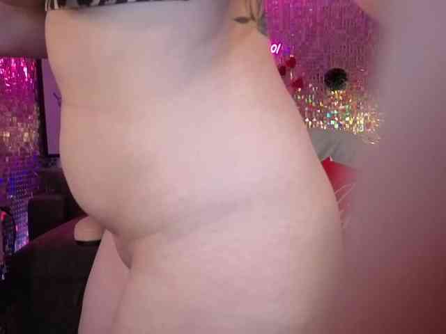 lucyallen4201 webcam