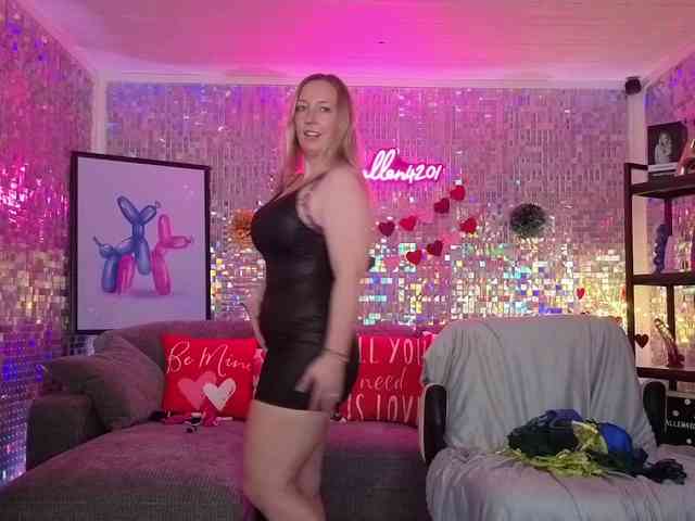 lucyallen4201 webcam