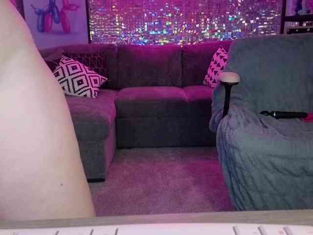 lucyallen4201 webcam