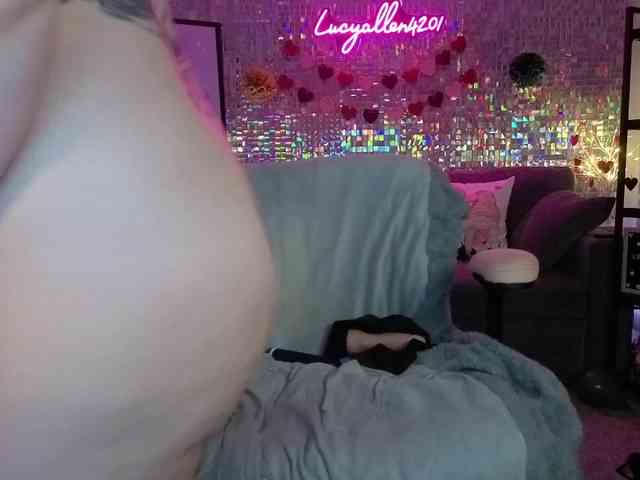 lucyallen4201 webcam