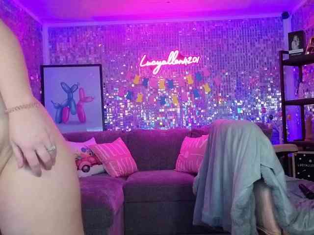 lucyallen4201 webcam