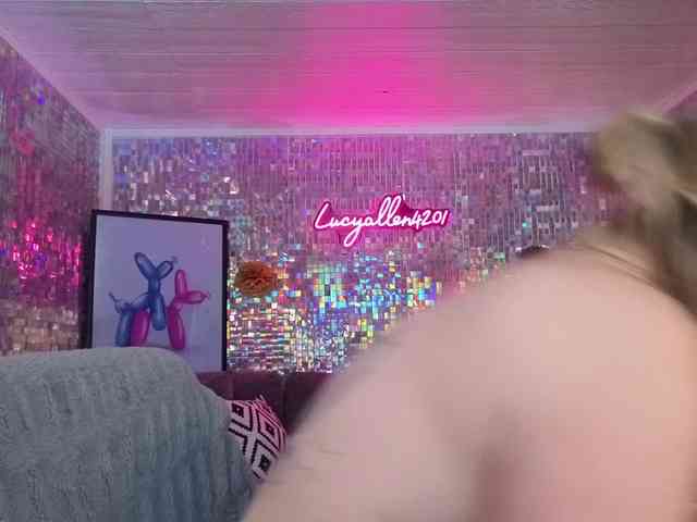 lucyallen4201 webcam