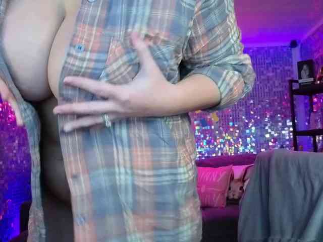 lucyallen4201 webcam