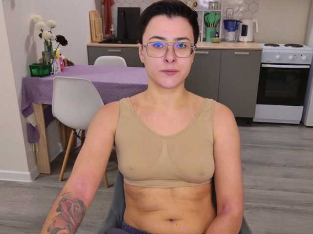 Sashanotfound's BongaCams show and profile