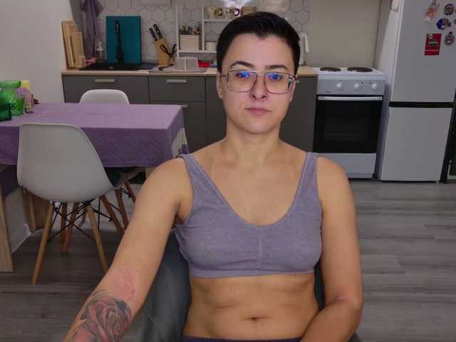 Sashanotfound's BongaCams show and profile
