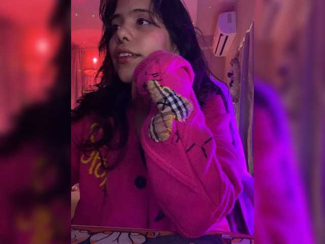 Anisahade29's BongaCams show and profile