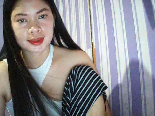 Asianpinay4ulove webcam