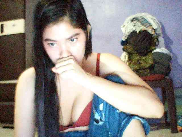 Asianpinay4ulove webcam