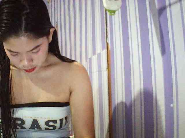 Asianpinay4ulove webcam