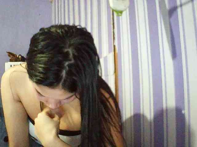 Asianpinay4ulove webcam