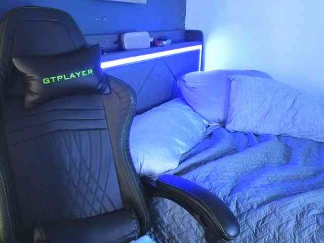 Miacanelaxo webcam