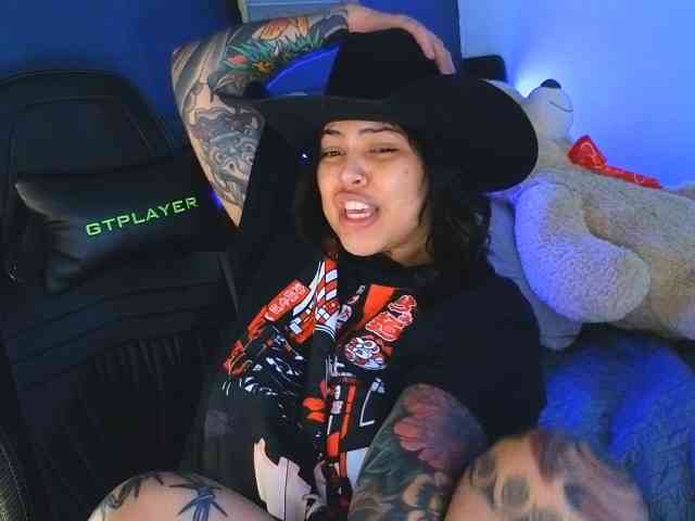 Miacanelaxo webcam