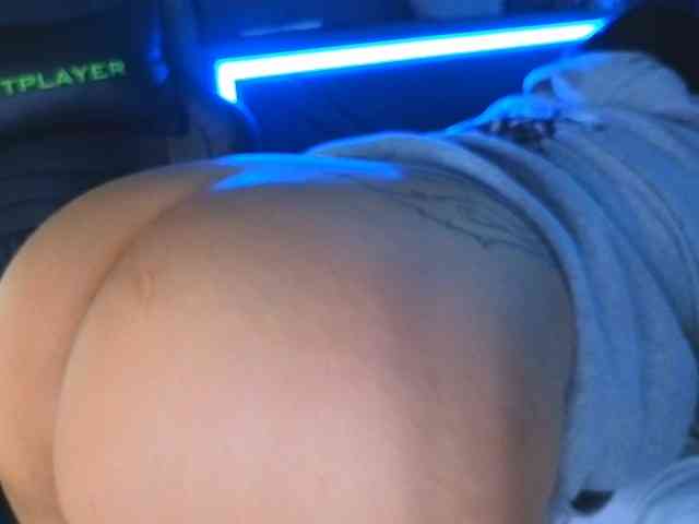Miacanelaxo webcam