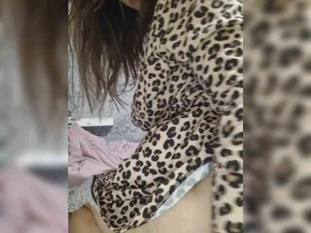free online web cam MoNiika
