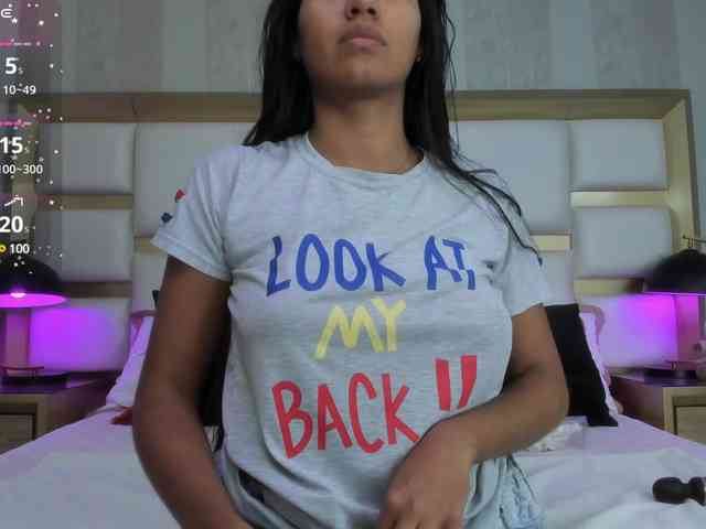 MaddieKurst webcam