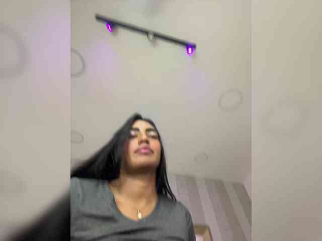 MaddieKurst webcam