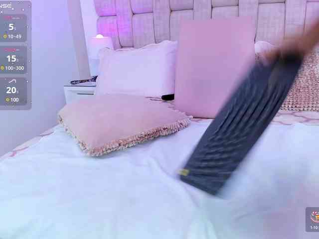 MaddieKurst webcam