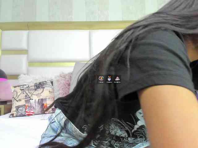 MaddieKurst webcam