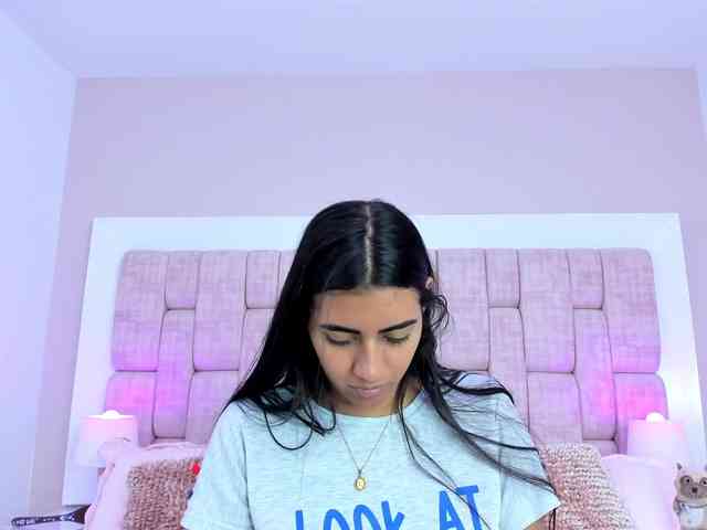MaddieKurst webcam