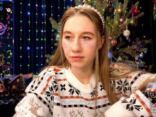 kiskaWEDNESDAY Porn Show