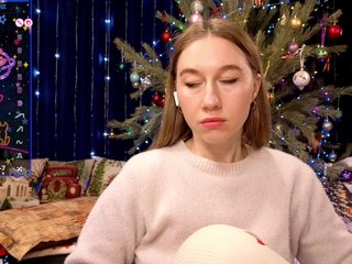 kiskaWEDNESDAY Porn Show