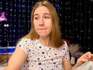 kiskaWEDNESDAY Porn Show