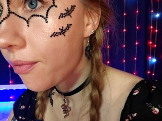 kiskaWEDNESDAY Porn Show