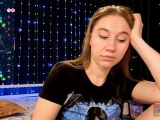 kiskaWEDNESDAY Porn Show