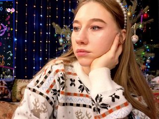 kiskaWEDNESDAY Porn Show