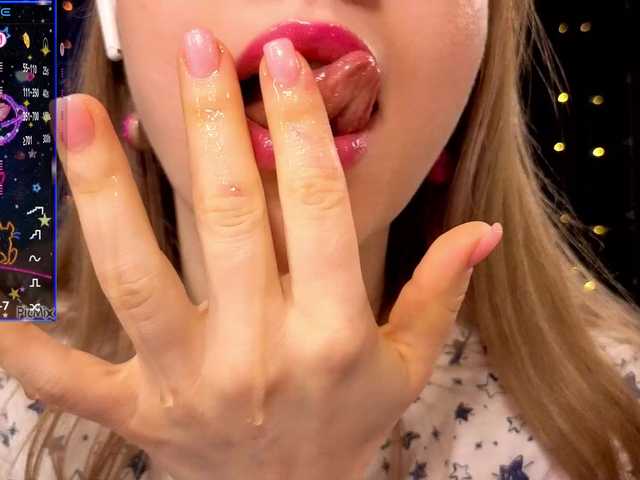 kiska-wansday07's BongaCams show and profile