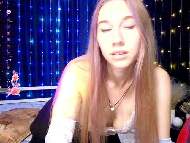 kiskaWEDNESDAY webcam