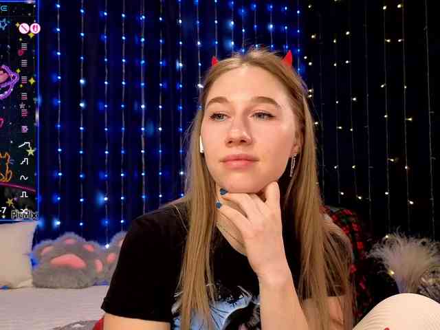 kiskaWEDNESDAY webcam