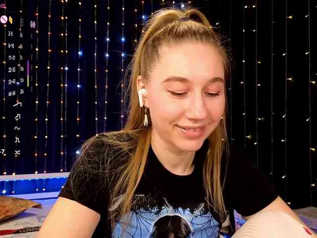 kiskaWEDNESDAY webcam