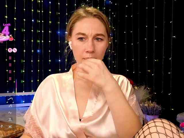 kiskaWEDNESDAY webcam