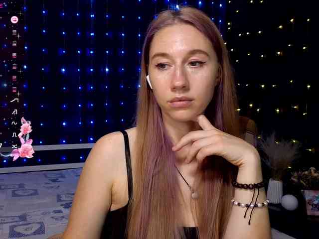 kiskaWEDNESDAY webcam