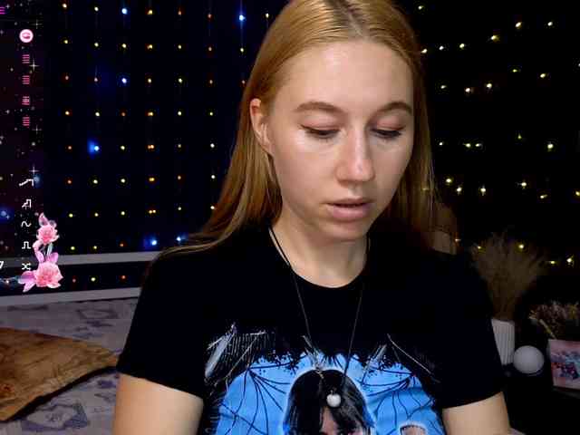 kiskaWEDNESDAY webcam