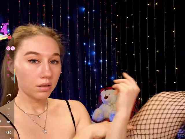 kiskaWEDNESDAY webcam