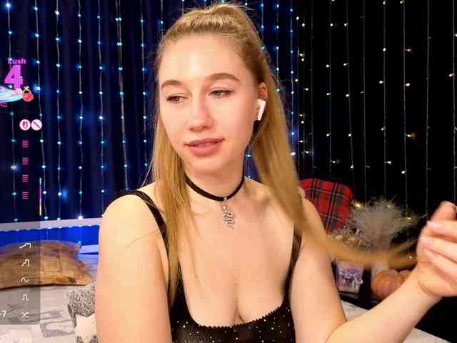 kiska-wansday07 Live Webcam on {site_name}