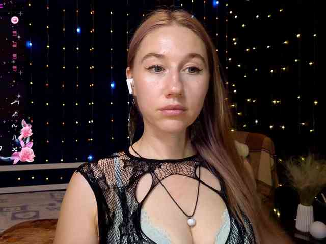 kiskaWEDNESDAY webcam