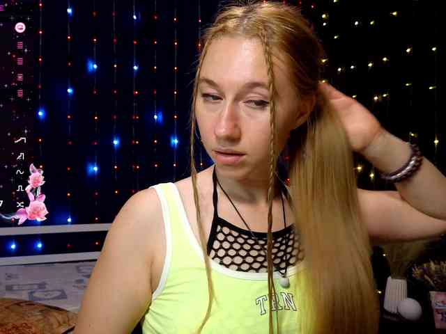 kiskaWEDNESDAY webcam